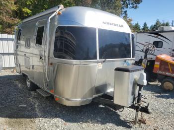  Salvage Airstream Flyincloud