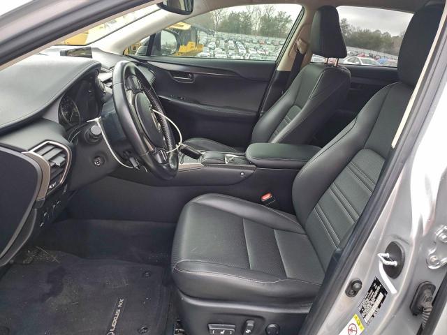 Lexus NX 300 Base Image 12