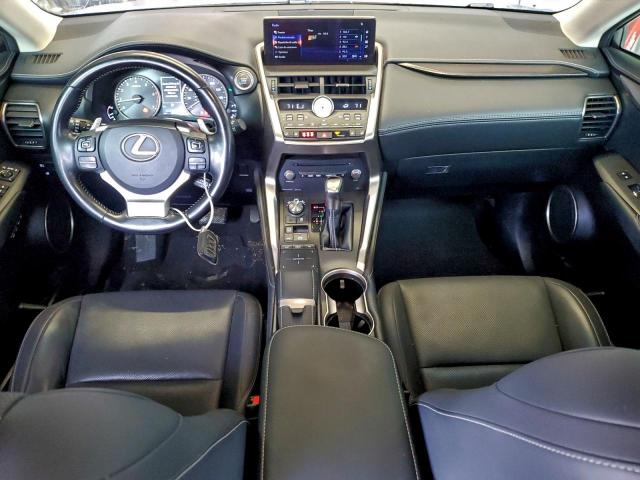 Lexus NX 300 Base Image 5