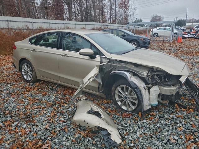 Ford Fusion Se Image 4