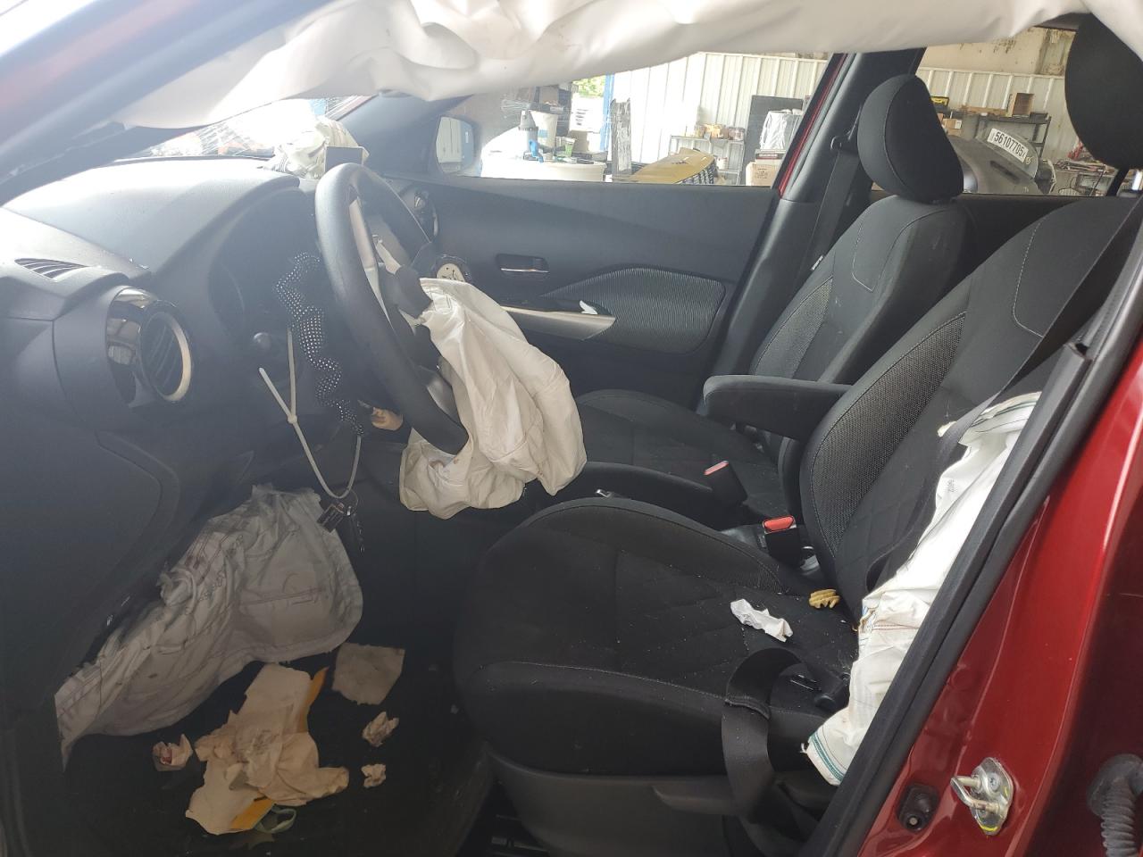 Nissan Kicks Sv Image 4