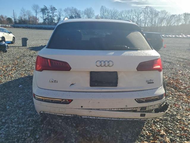 Audi Q5 Premium Plus Image 3