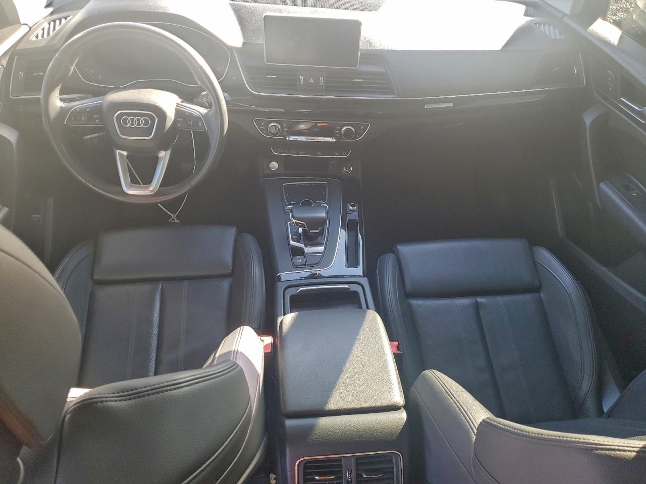 Audi Q5 Premium Plus Image 9