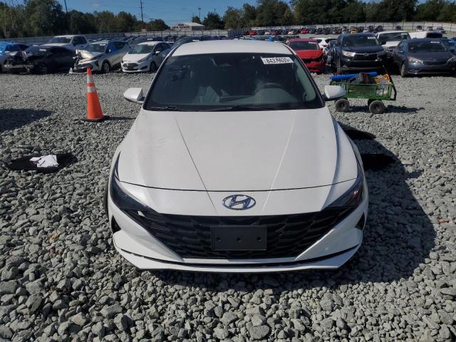 Hyundai ELANTRA Sel Image 8