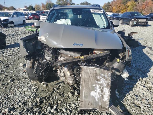 Jeep Renegade Latitude Image 5