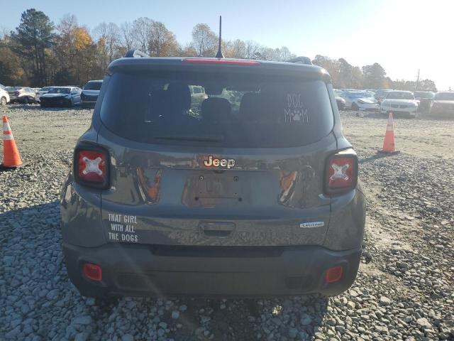 Jeep Renegade Latitude Image 3