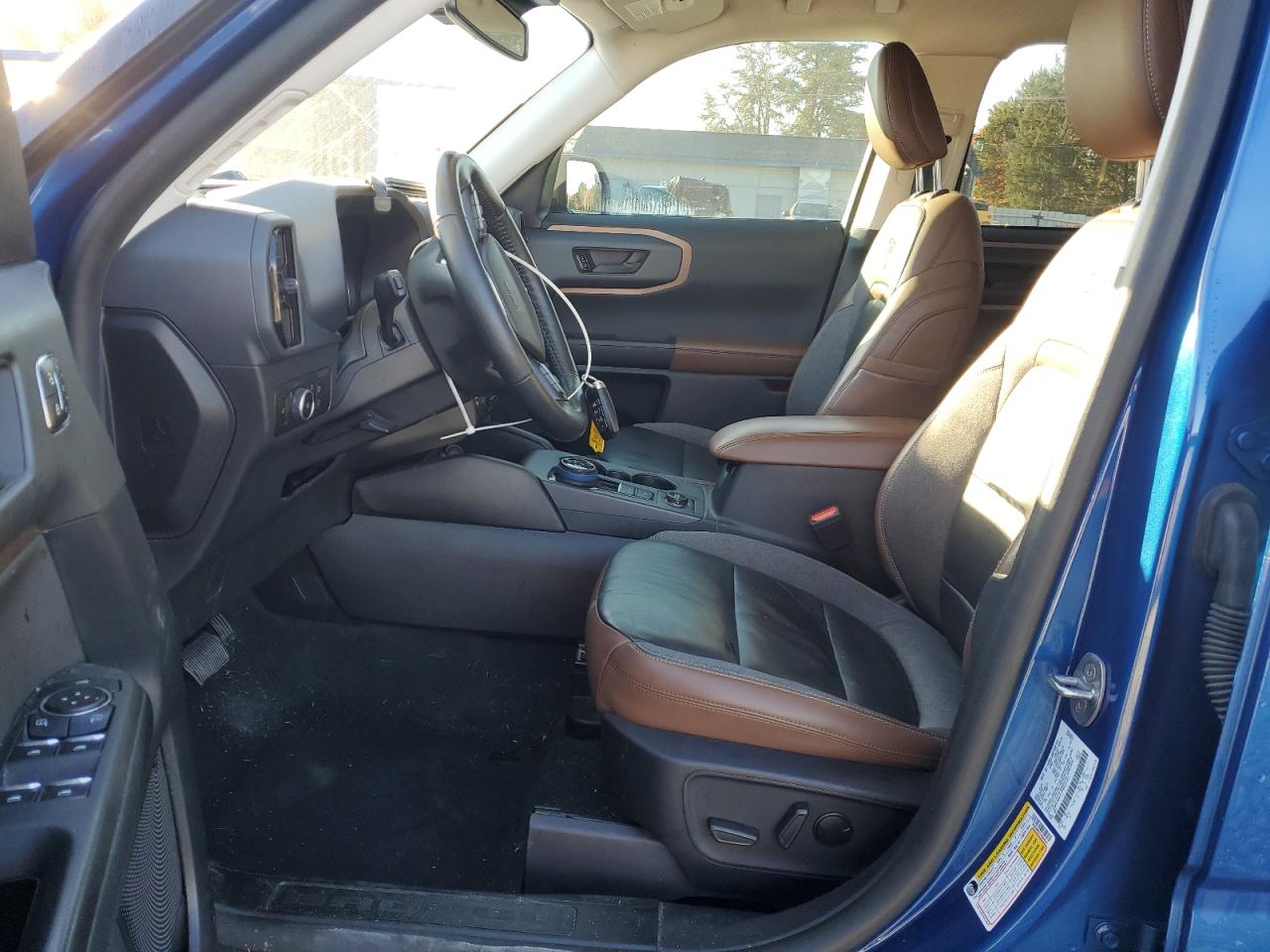 Ford Bronco Outer Banks Image 8