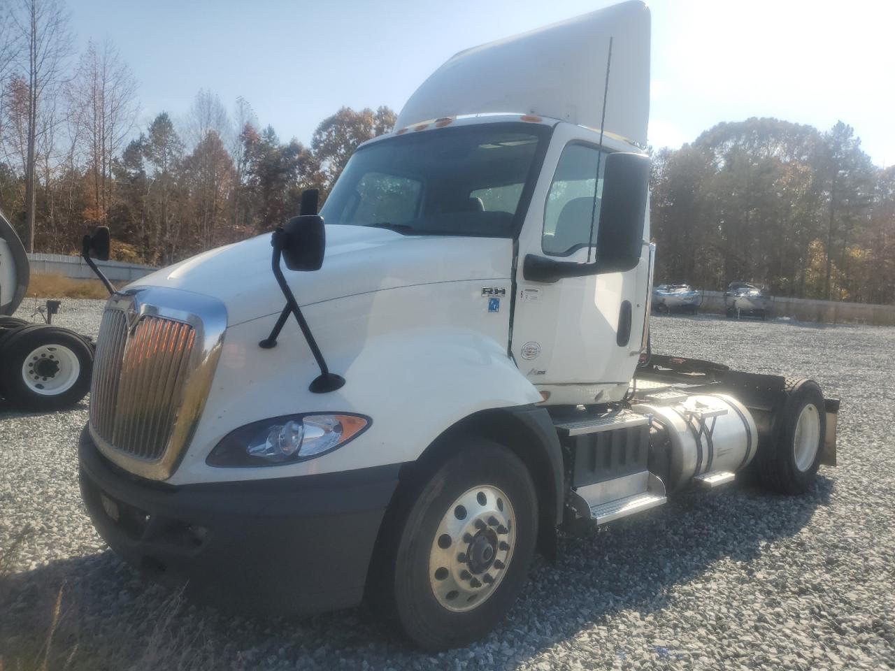 International Rh613 Image 3