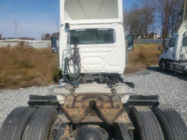 International Rh613 Image 10