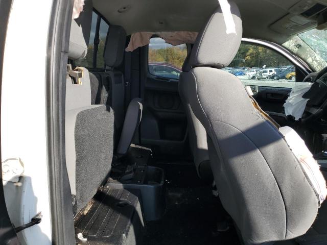 Toyota Tacoma Access Cab Image 8