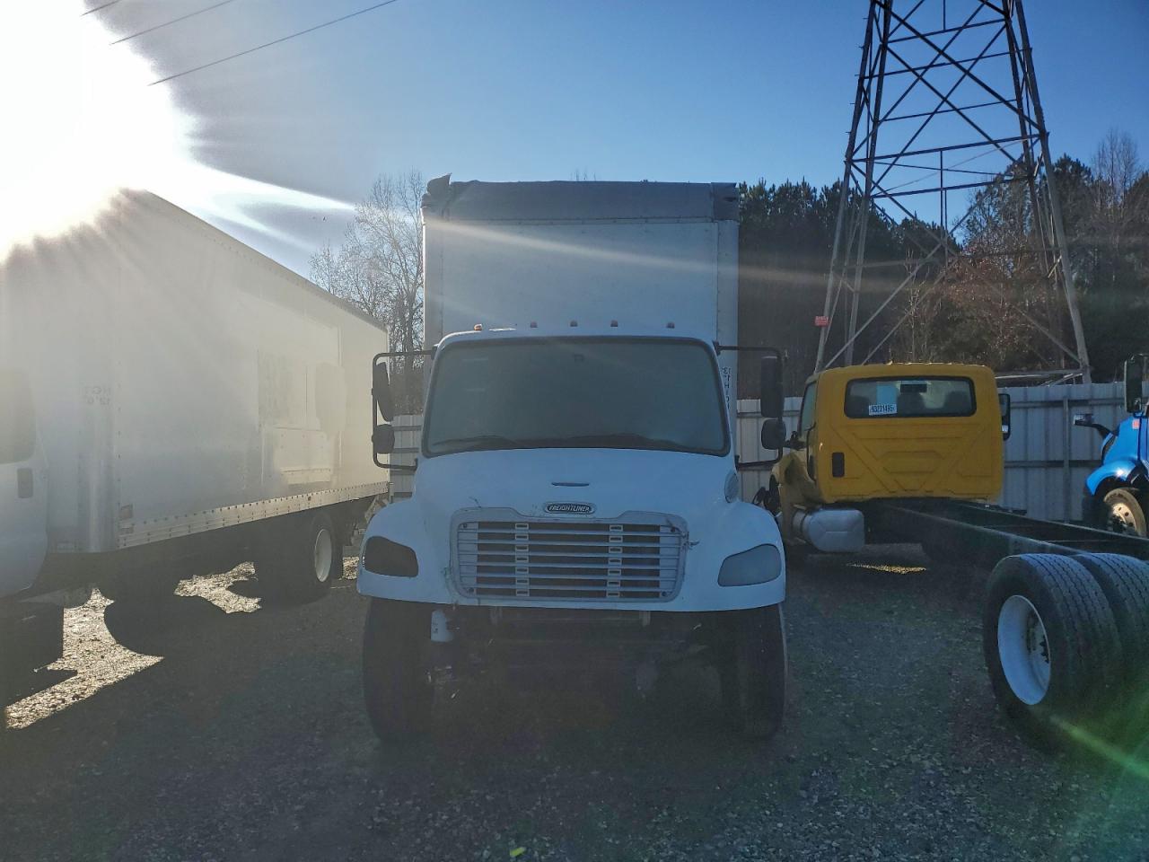 Freightliner M2 106 Medium Duty Image 7