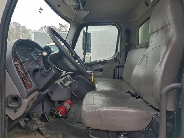 Freightliner M2 106 Medium Duty Image 10