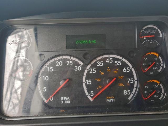 Freightliner M2 106 Medium Duty Image 9