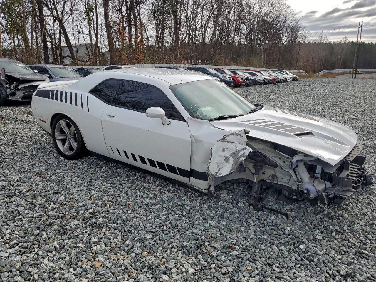 Dodge Challenger Sxt Image 2