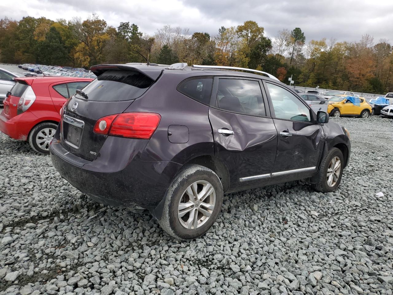 Nissan Rogue S Image 12