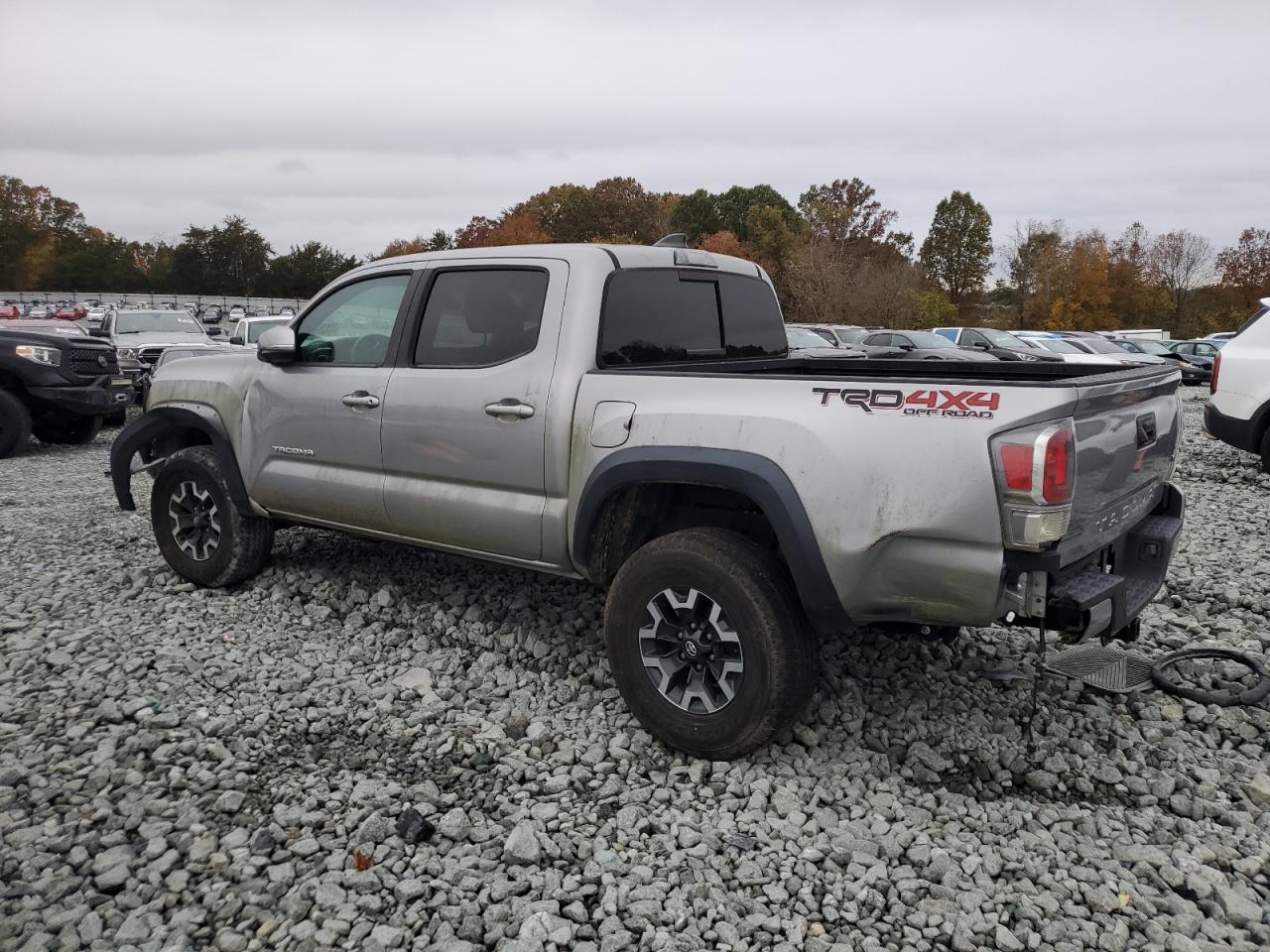 Toyota Tacoma Double Cab Image 6