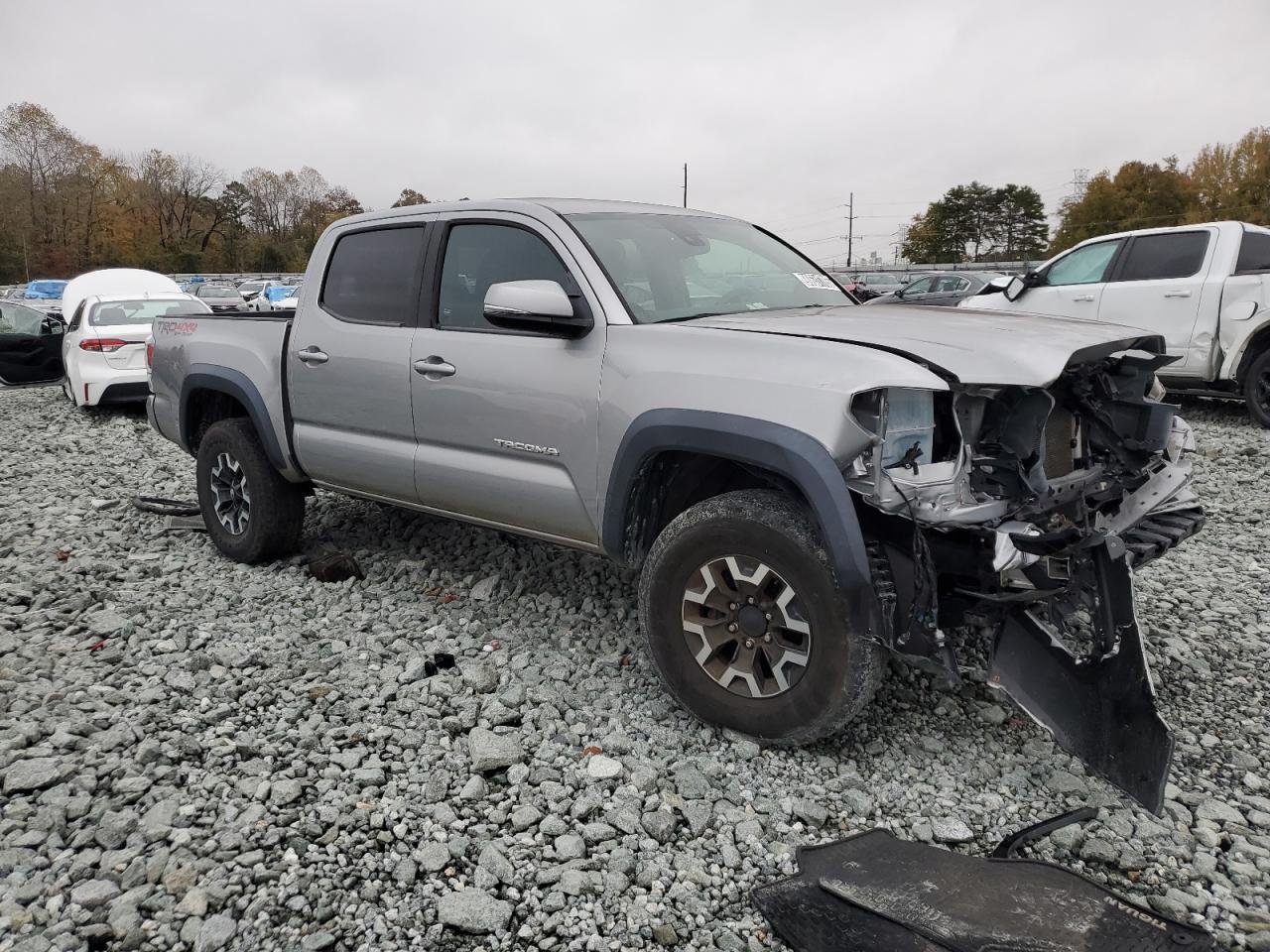 Toyota Tacoma Double Cab Image 9