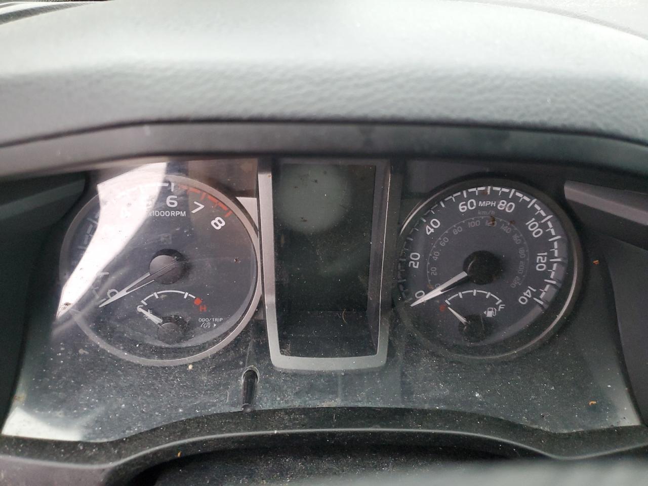 Toyota Tacoma Double Cab Image 13