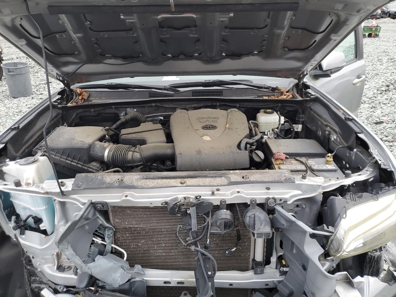 Toyota Tacoma Double Cab Image 10