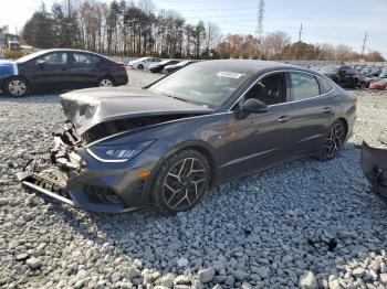  Salvage Hyundai SONATA