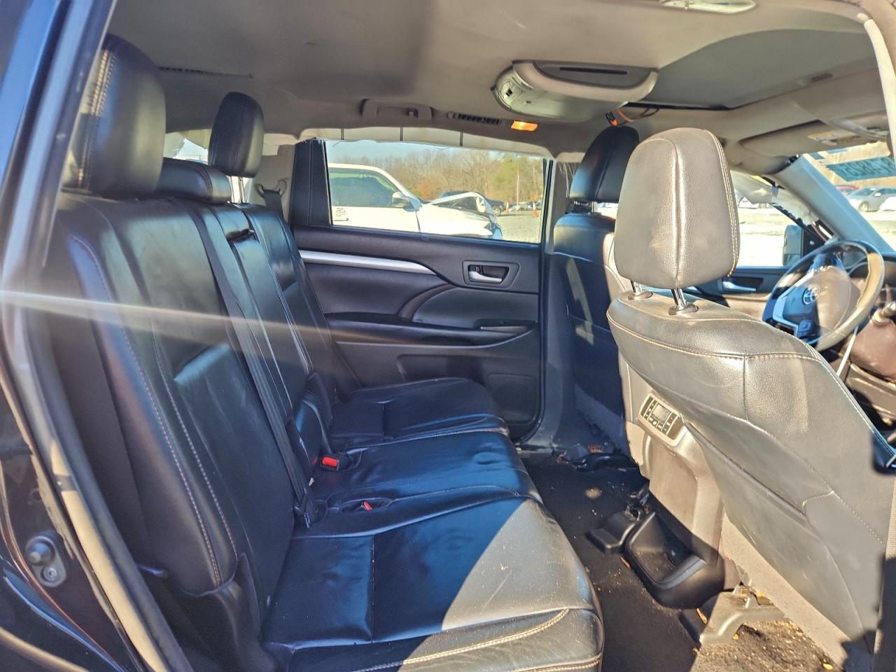 Toyota Highlander Xle Image 6