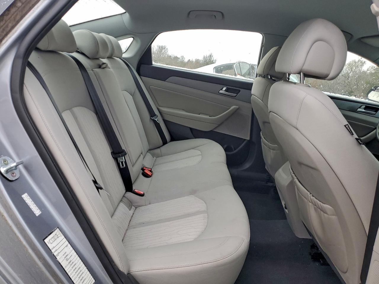 Hyundai SONATA Hybrid Image 10