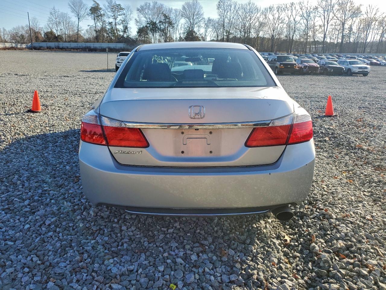 Honda Accord Lx Image 6