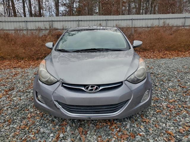 Hyundai ELANTRA Gls Image 11