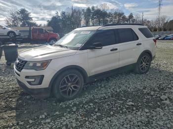  Salvage Ford Explorer