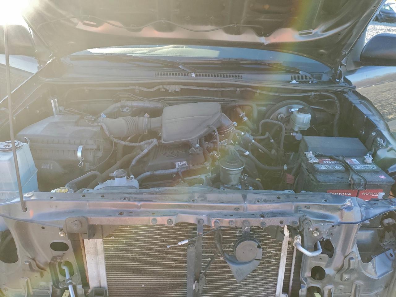 Toyota Tacoma Prerunner Access Cab Image 7