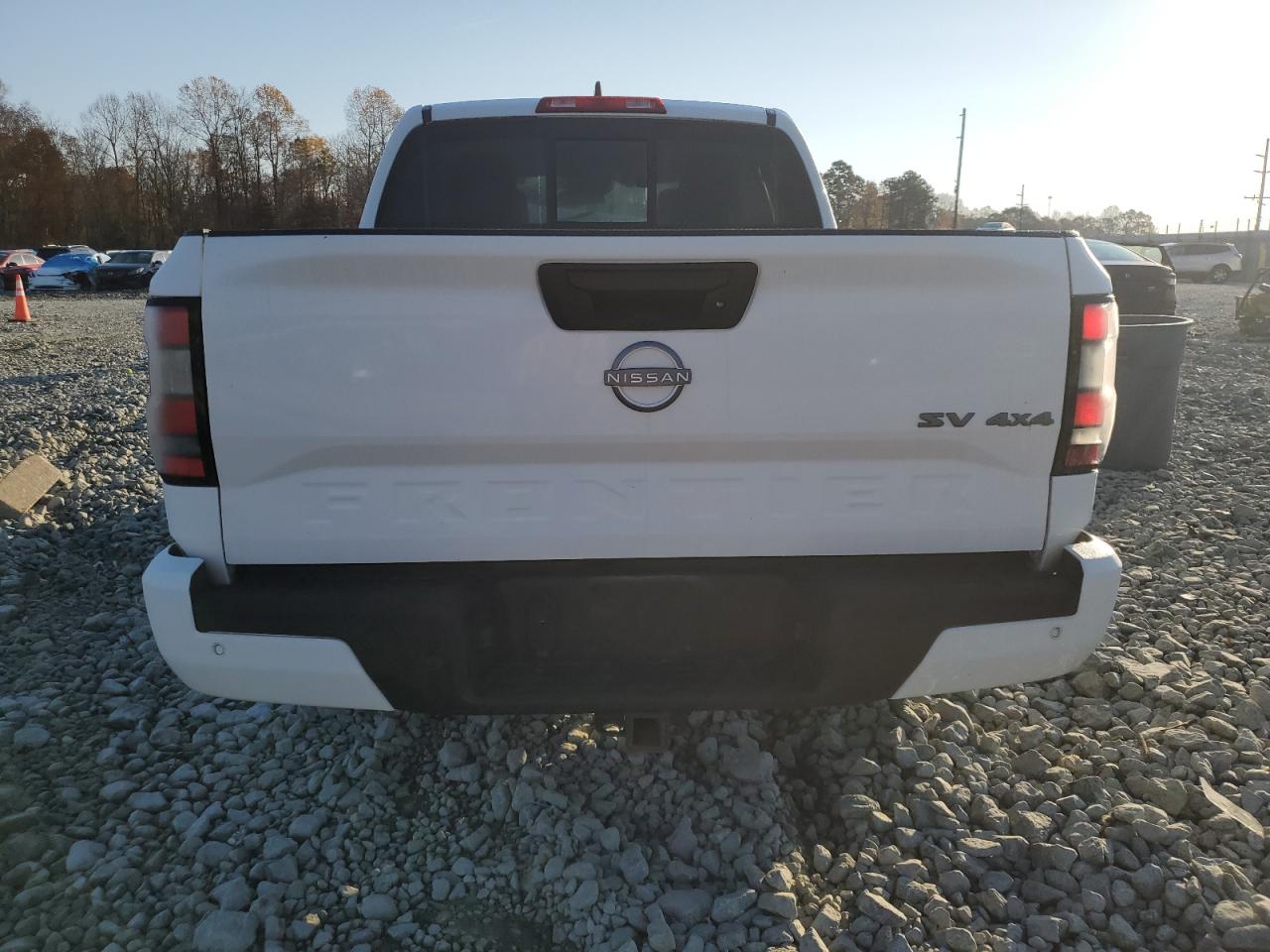 Nissan Frontier S Image 6