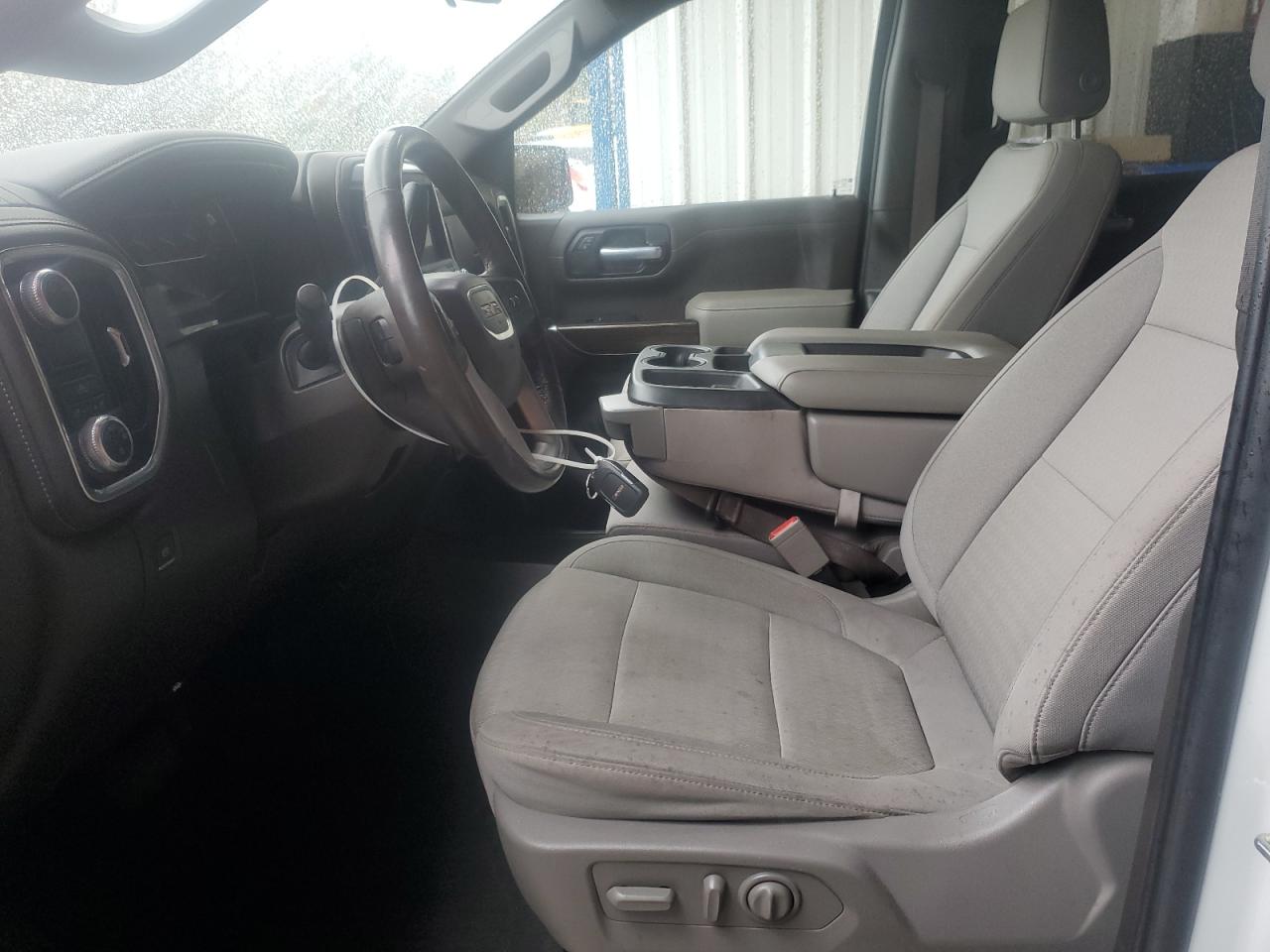 GMC Sierra C1500 Sle Image 13