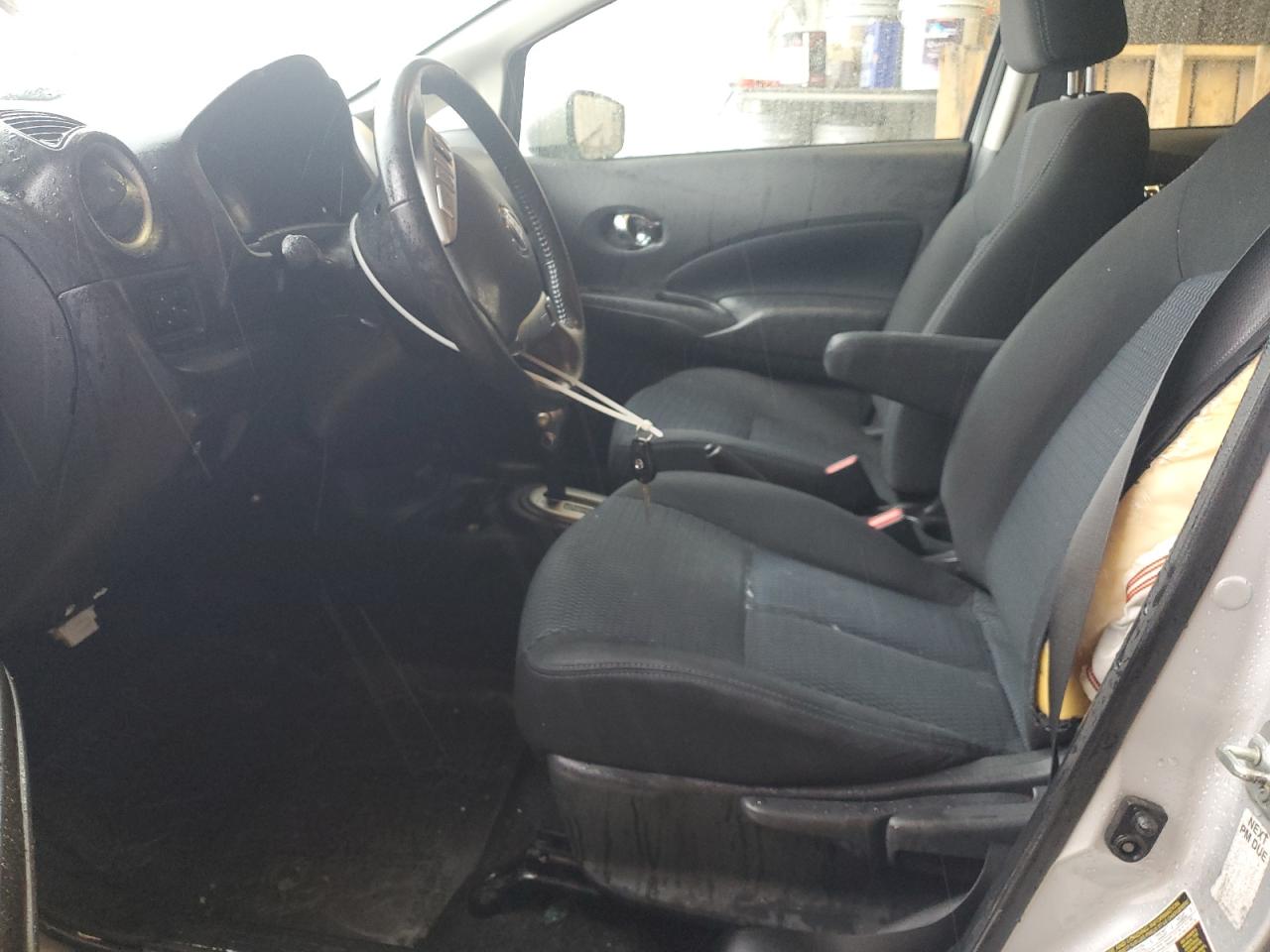 Nissan Versa S Image 2