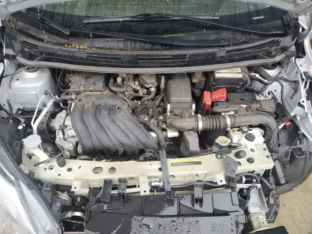 Nissan Versa S Image 5