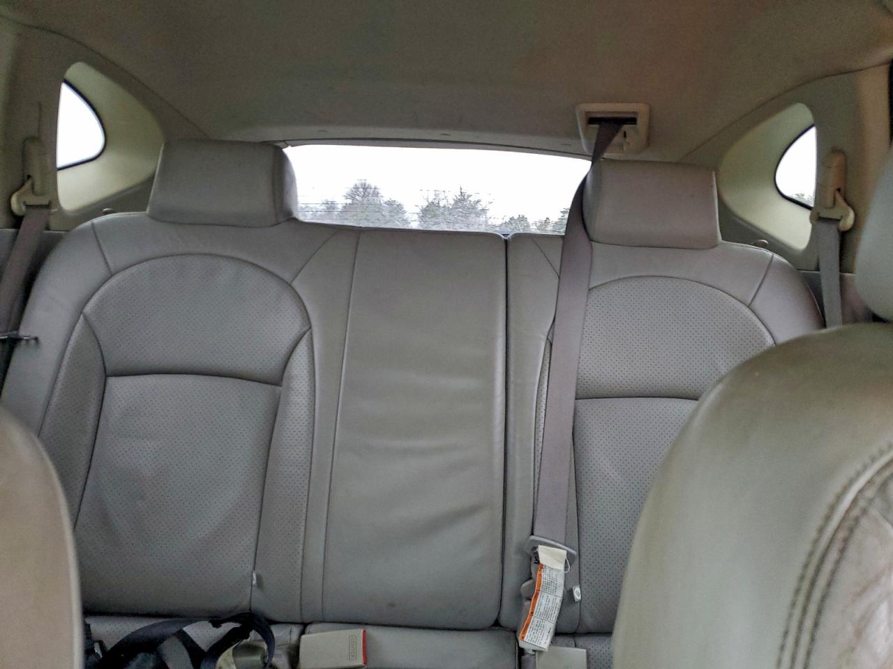 Nissan Rogue S Image 9