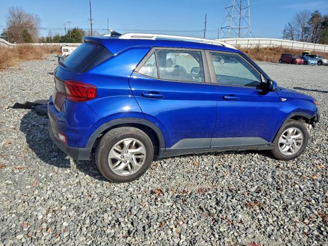 Hyundai VENUE Sel Image 2