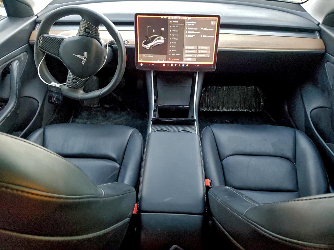 Tesla Model 3 Image 5