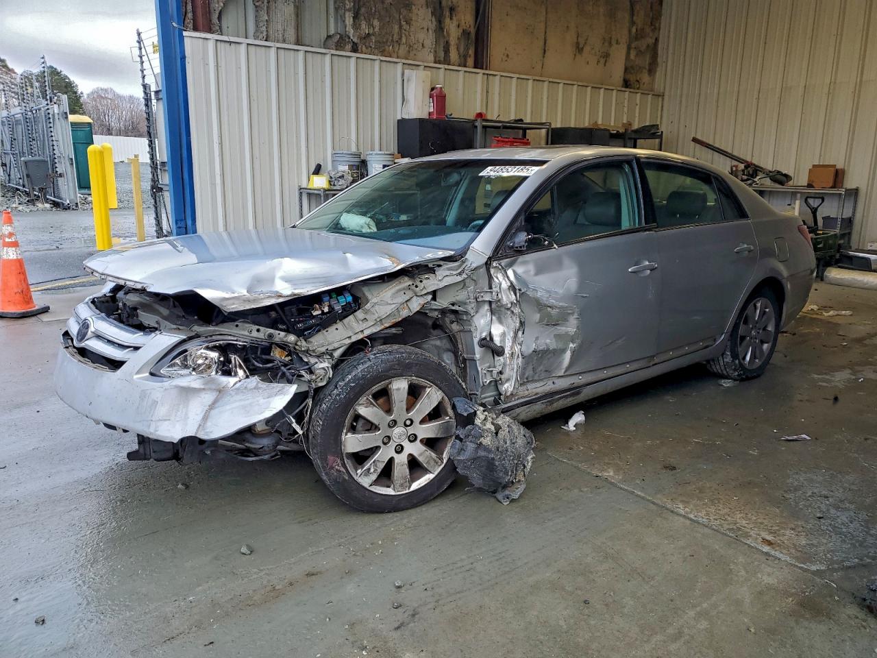 Toyota Avalon Xl Image 1