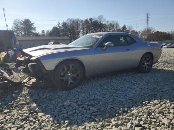  Salvage Dodge Challenger