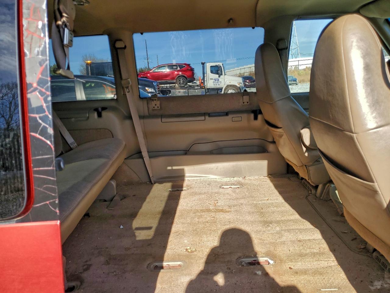 GMC Safari Xt Image 5