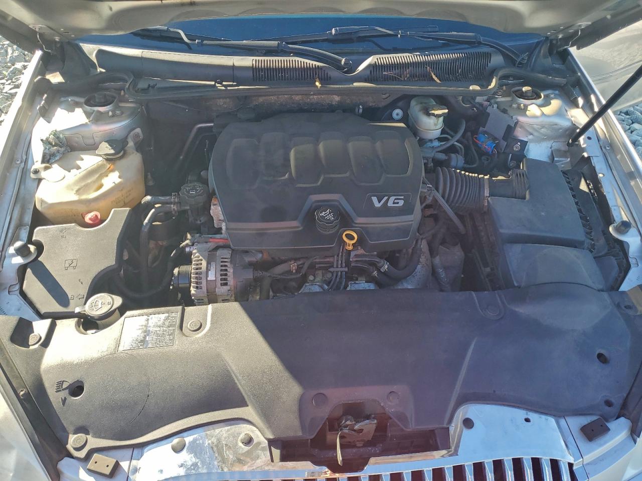 Buick Lucerne Cxl Image 8