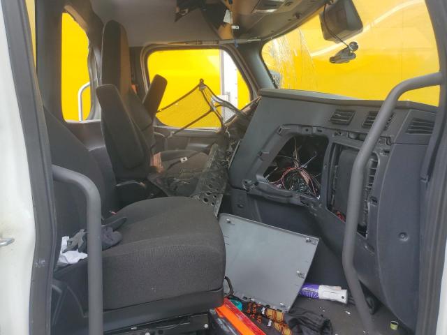 Freightliner Cascadia 1 Image 4