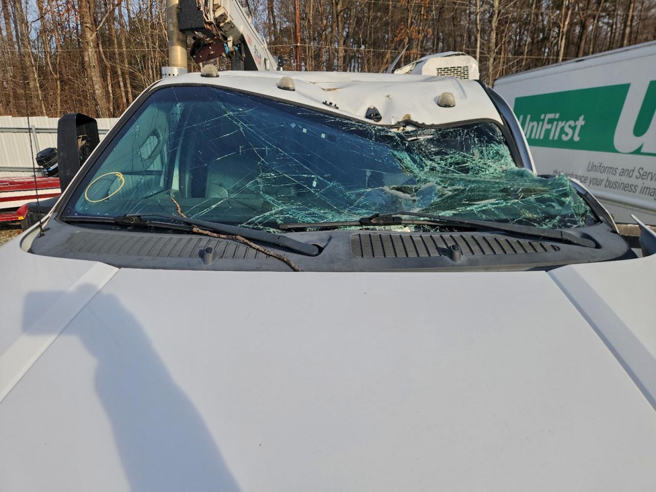 Ford F-750 Super Duty Image 10