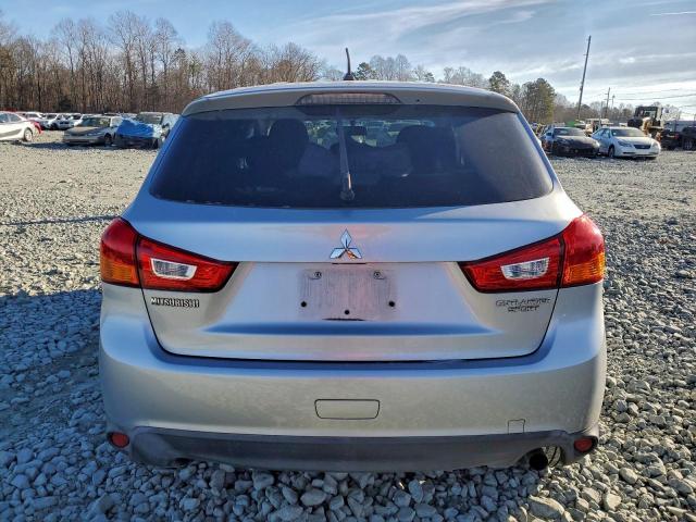Mitsubishi Outlander Es Image 6