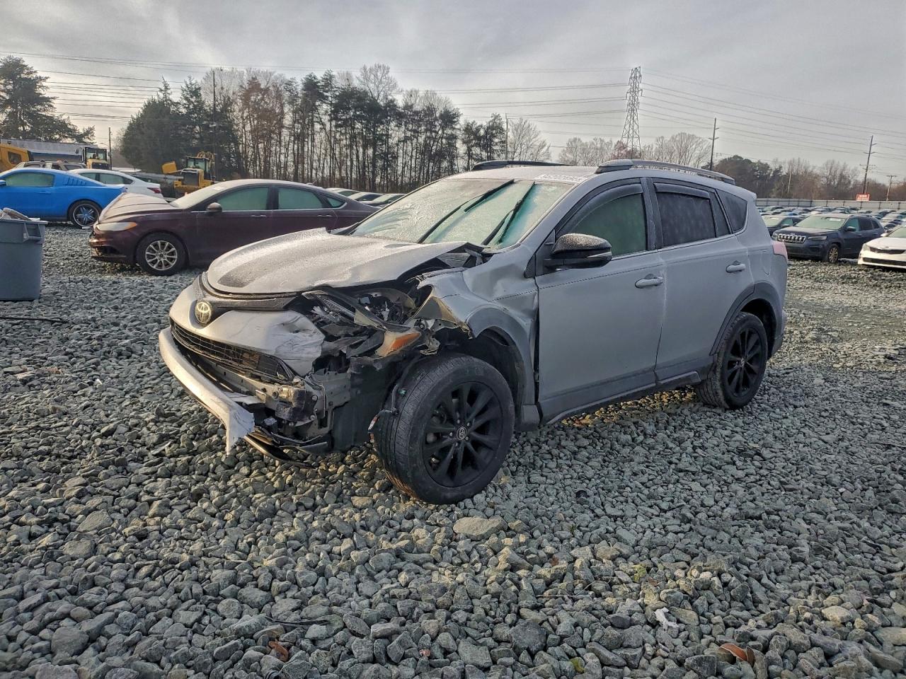 Toyota RAV4 Adventure Image 1