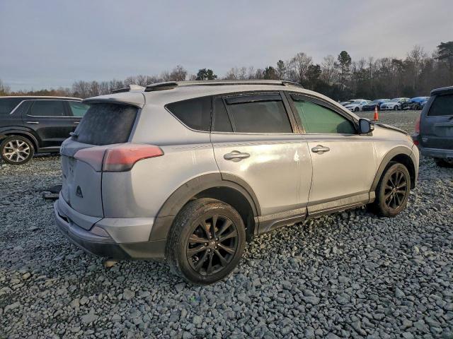 Toyota RAV4 Adventure Image 2
