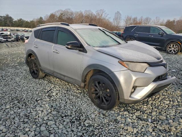 Toyota RAV4 Adventure Image 6