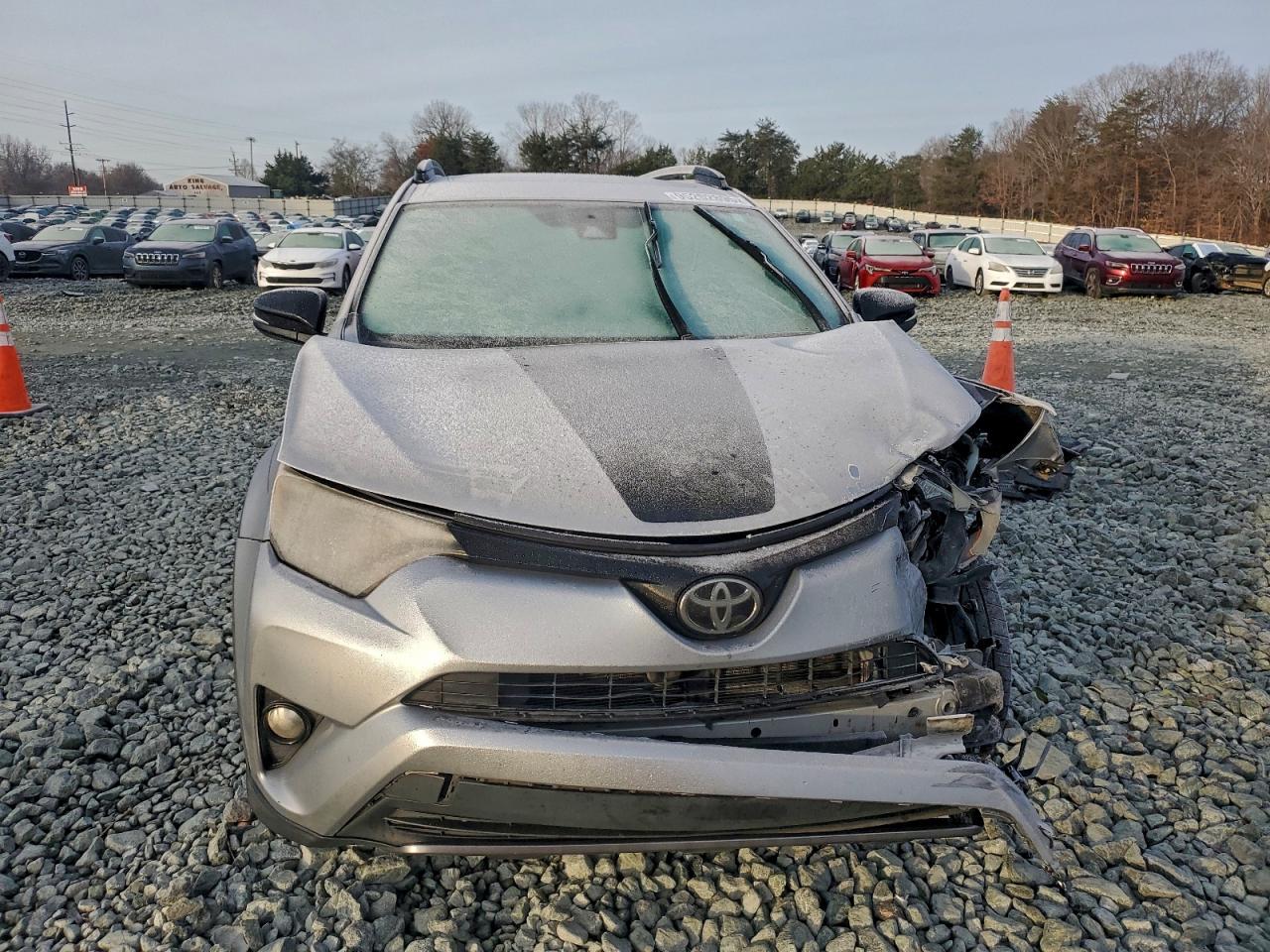 Toyota RAV4 Adventure Image 13