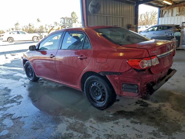 Toyota Corolla Base Image 8