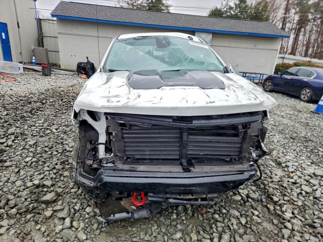 Chevrolet Silverado K1500 Trail Boss Custom Image 11